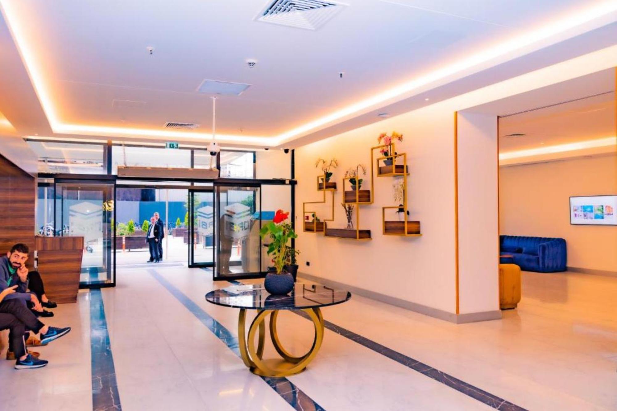 Delux Sea View Aparthotel In Orbi City Батуми Екстериор снимка