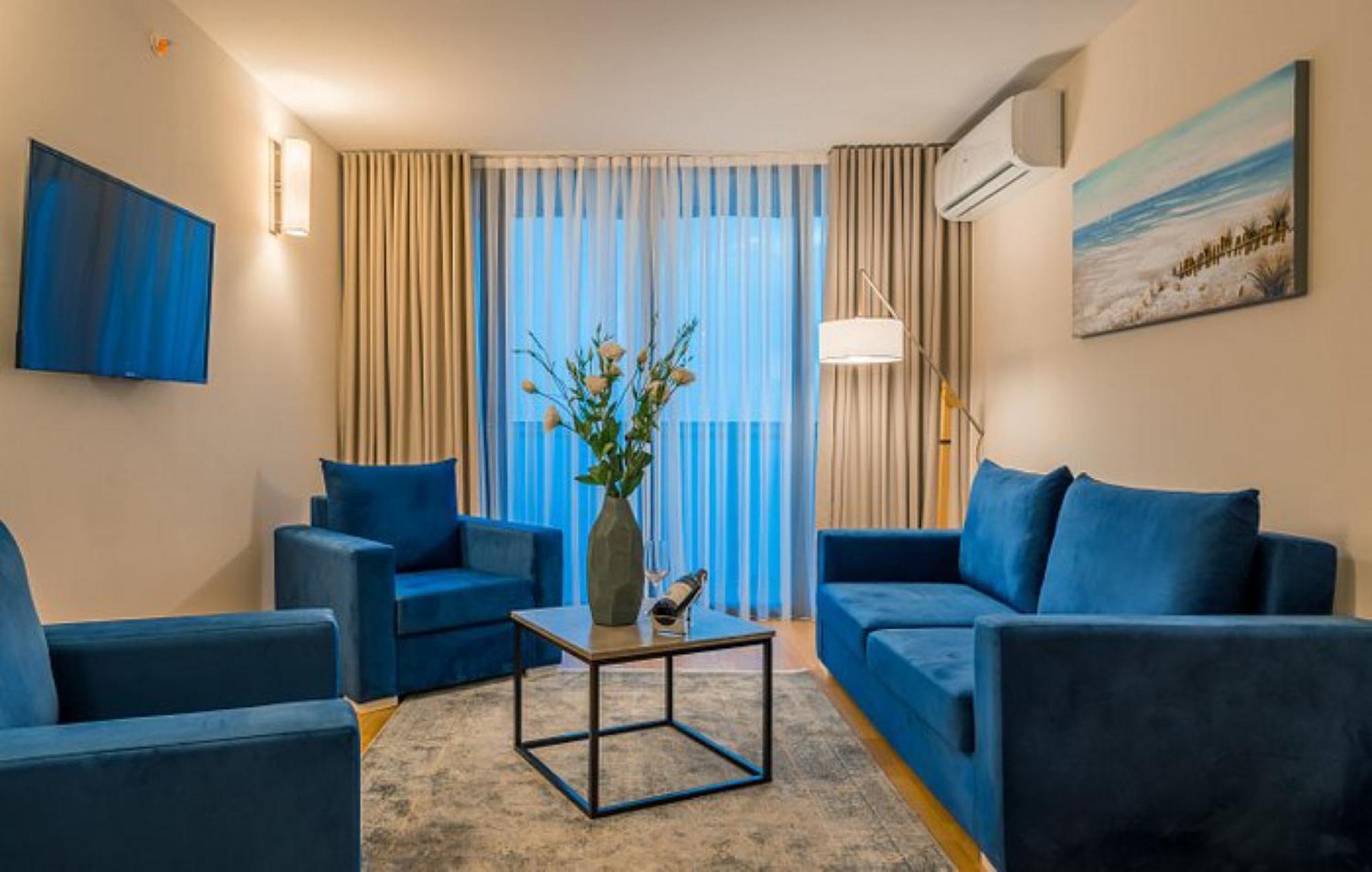 Delux Sea View Aparthotel In Orbi City Батуми Екстериор снимка