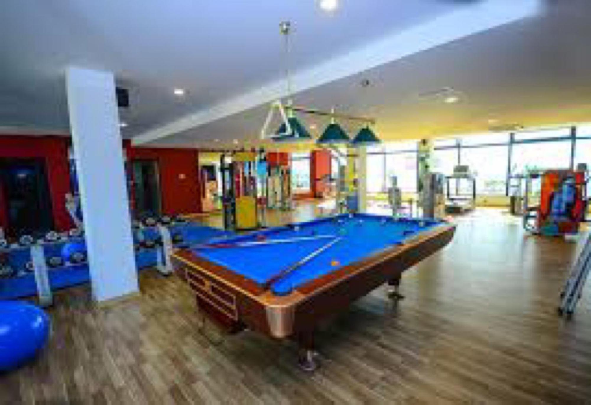 Delux Sea View Aparthotel In Orbi City Батуми Екстериор снимка